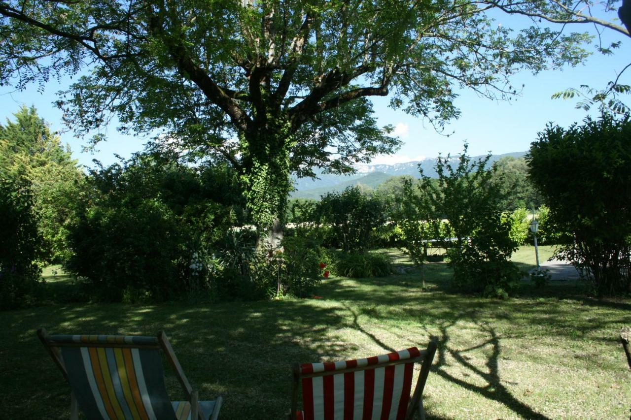 Le Domaine Des Rouges Queues Otel Chateaudouble  Dış mekan fotoğraf